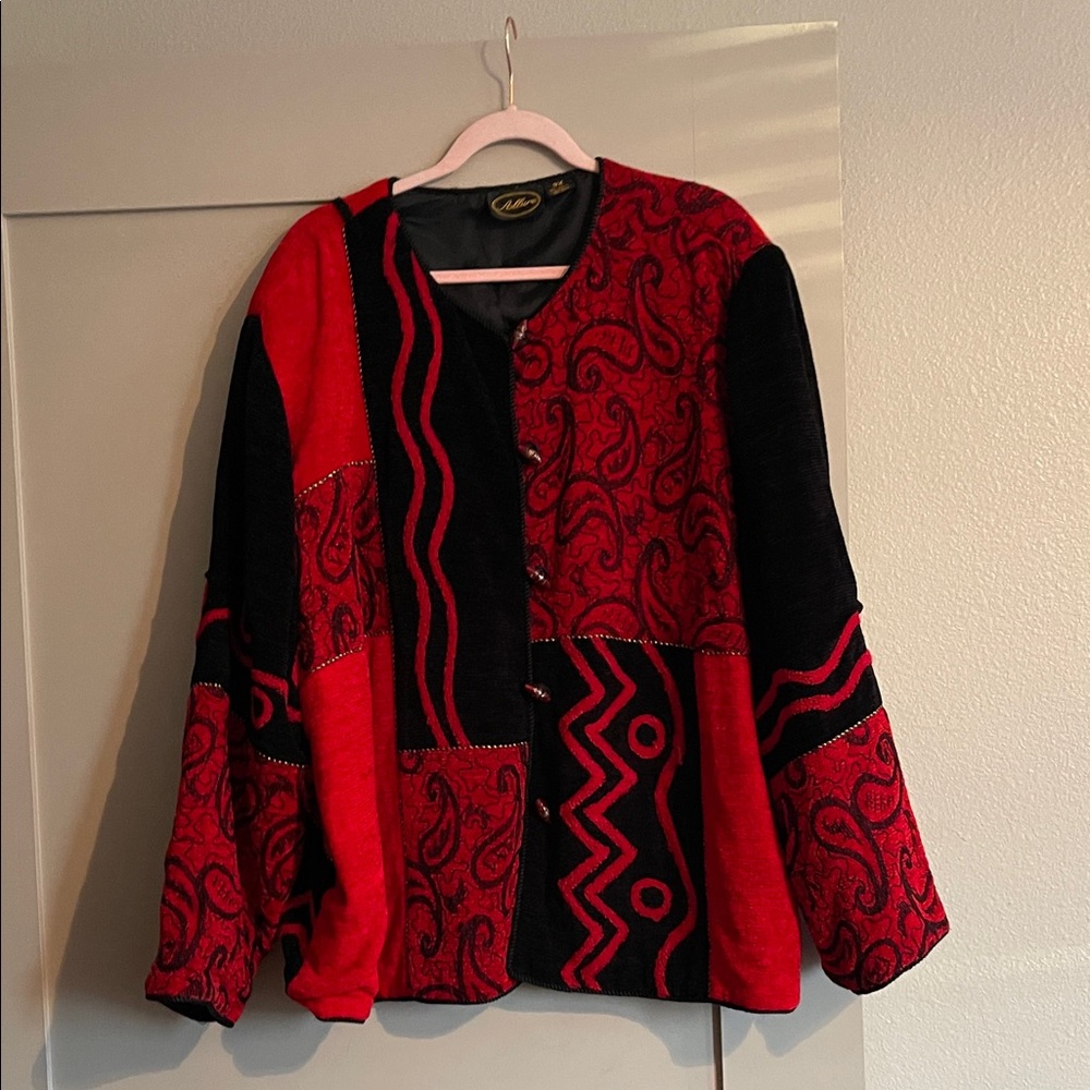 Red and Black Patterned Jacket, fully lined size 3X (dry clean only) very warm!